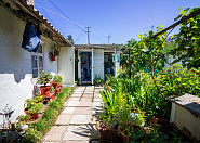 Срочная продажа дом с  земельным участком в Адлере (Сириус) Сочи г, Цветочная фото 4